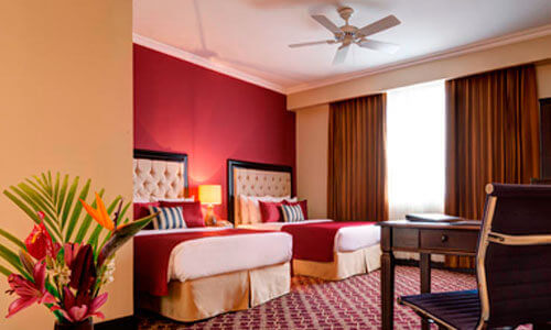 Picture of a single bedroom at the Costa Rica Medical Center Inn